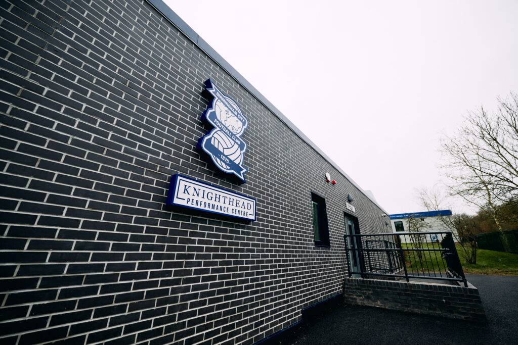 Knighthead Performance Centre entrance, Wast Hills